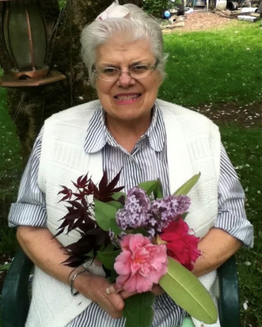 Obituary of Marianne Knifong