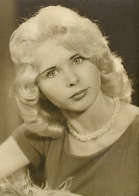 Obituary of Nena Raye Blumberg