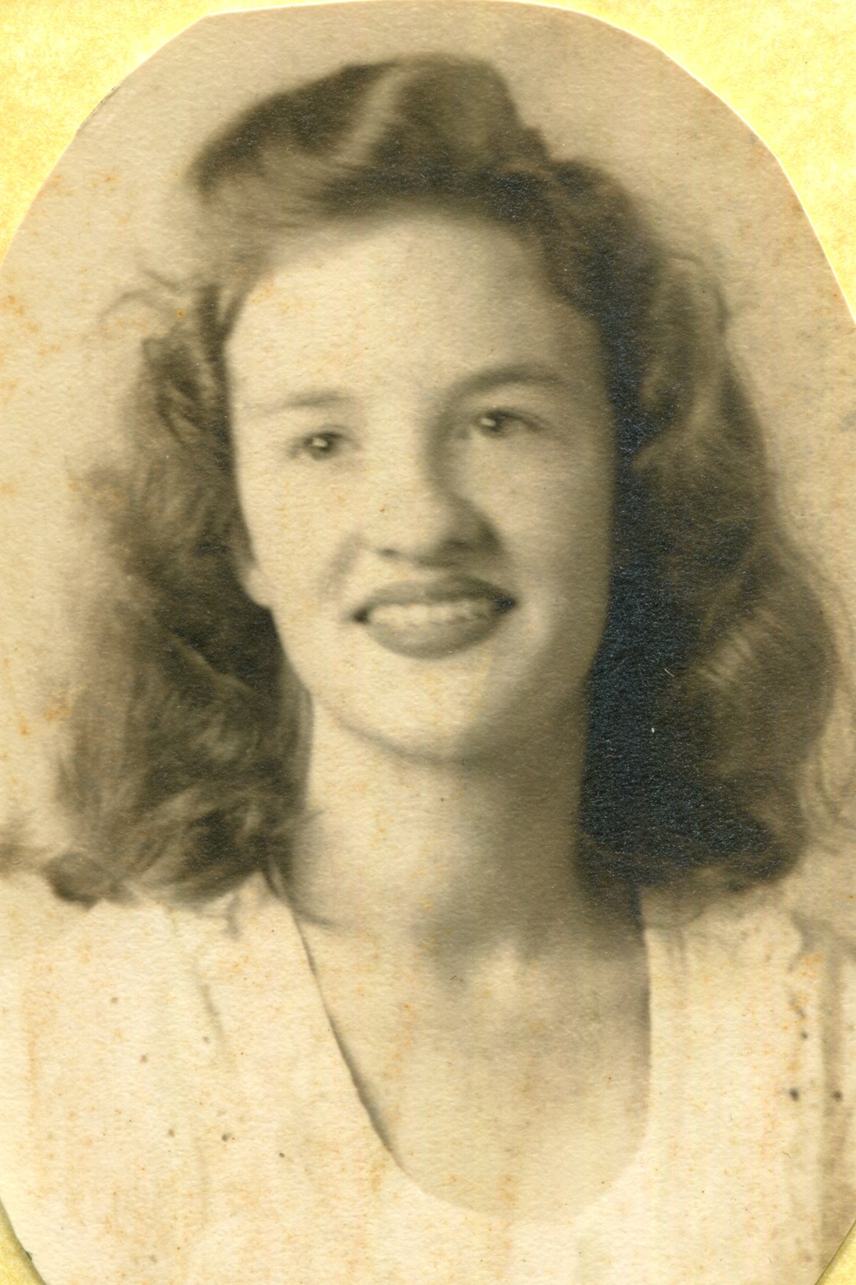 Obituary of Mary Jean Whitfield Revell