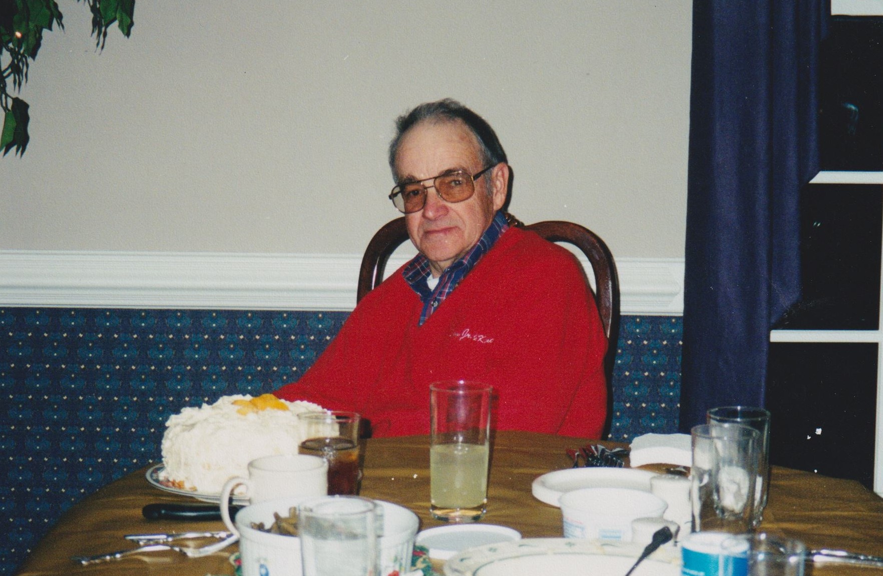 Obituary of Earley Dean Thompson