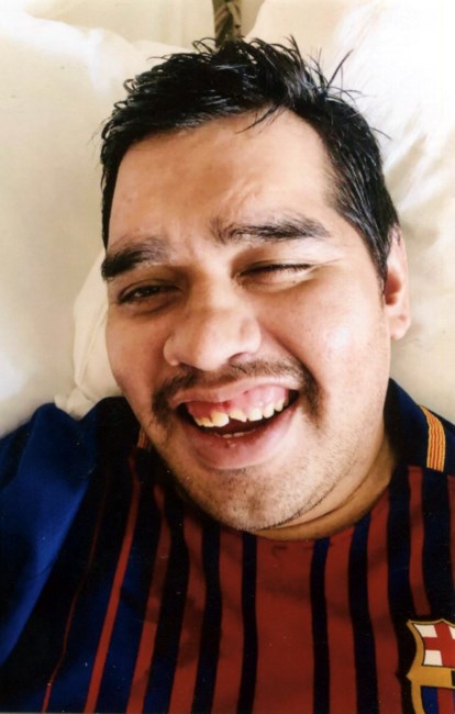 Obituary of Roberto Carlos Villalobos