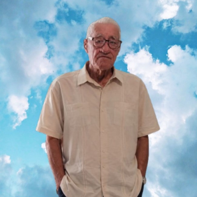 Obituario de Rafael Tomas Class Rosario