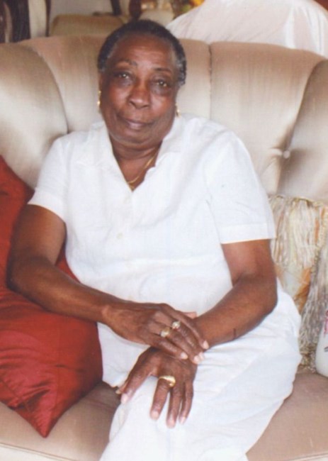 Avis de décès de Veronica "Babes" Pearce