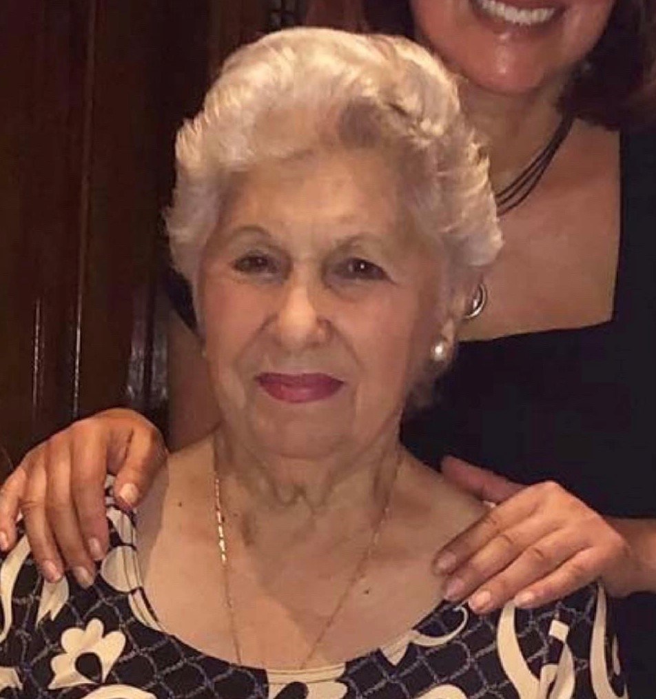 Obituary of Julia Perez