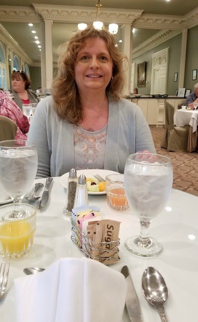 Obituario de Shirley Mallett Fichtl