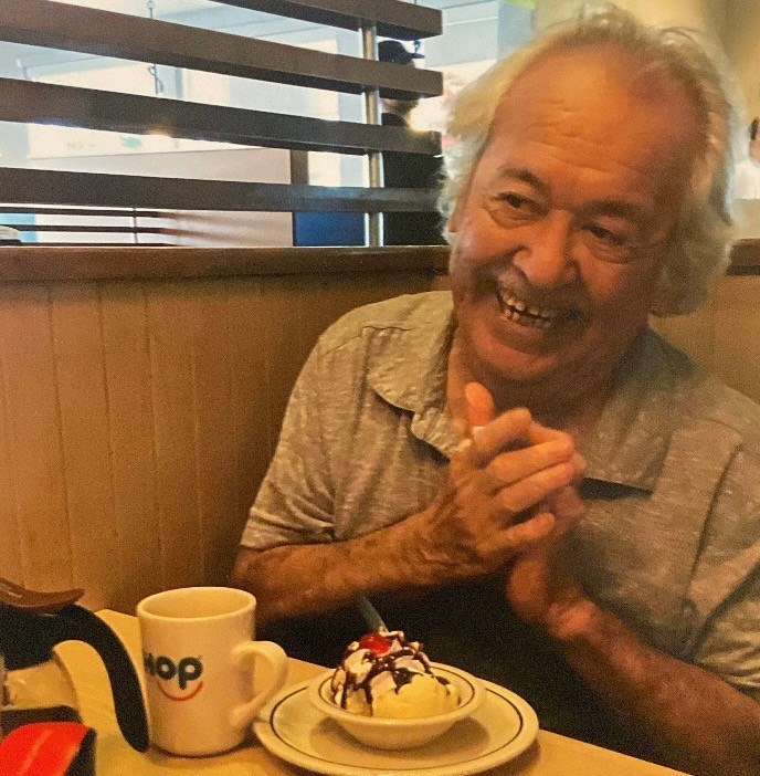 Obituario de Arturo "Tata" Navaira