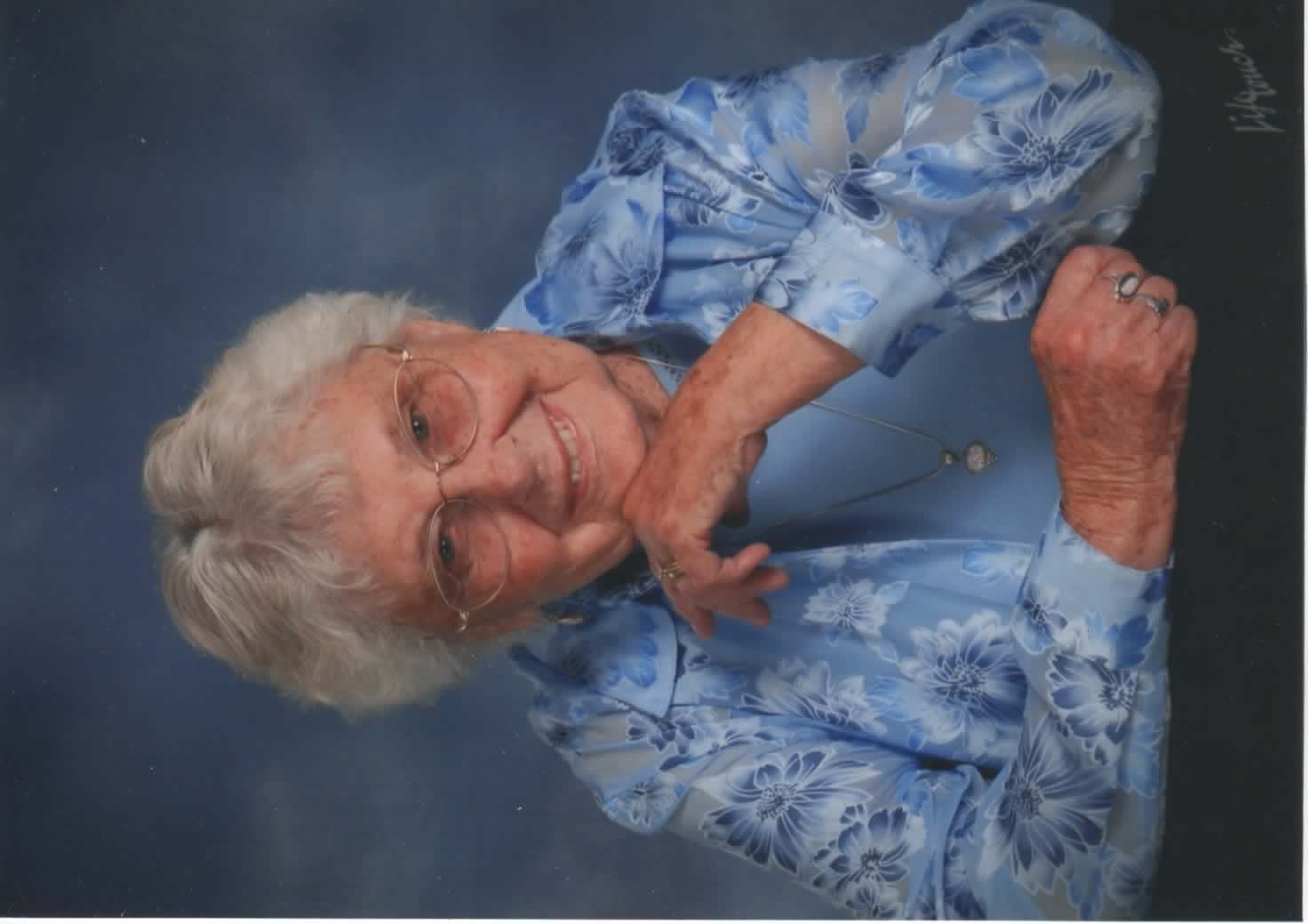 Obituary of Irene Bertha Groves