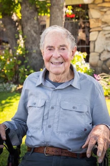 Obituario de Leonard Edward Teyssier