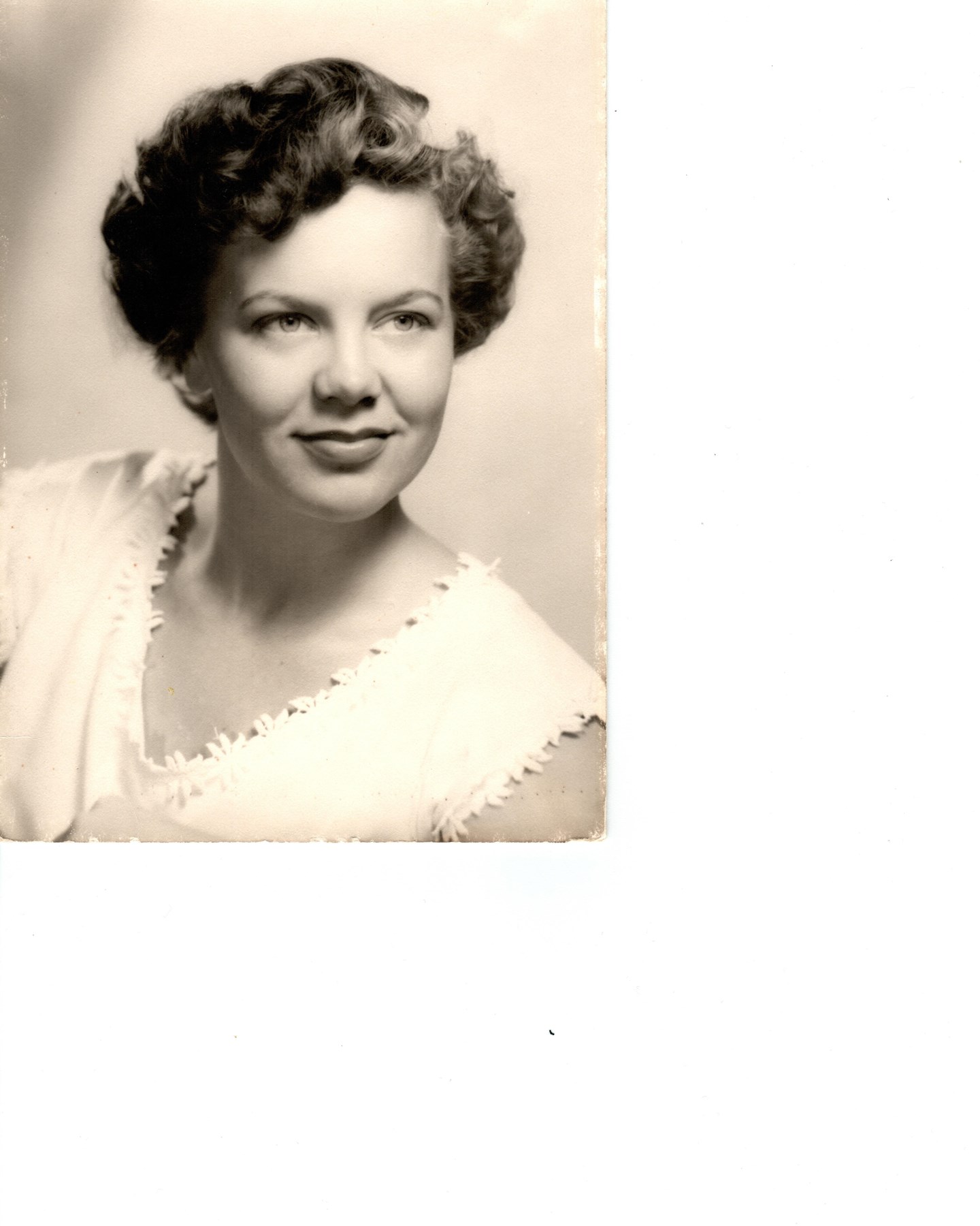 Obituary of Marilyn H. Roanhaus