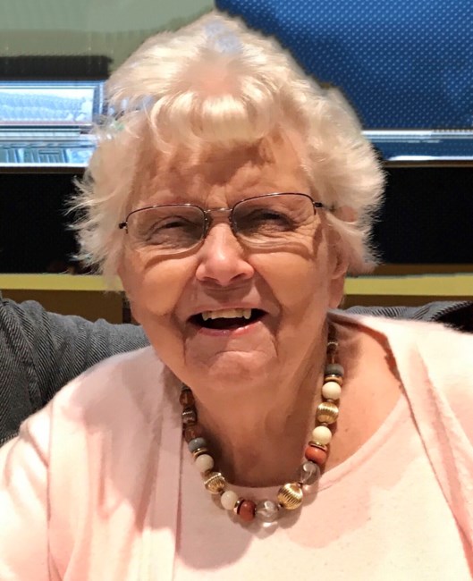 Obituary of Roberta Hughes Lyon