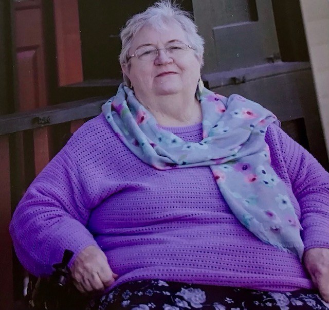 Obituary of Mrs Patricia ""Pat"" Laverne (Lloyd) Hanna