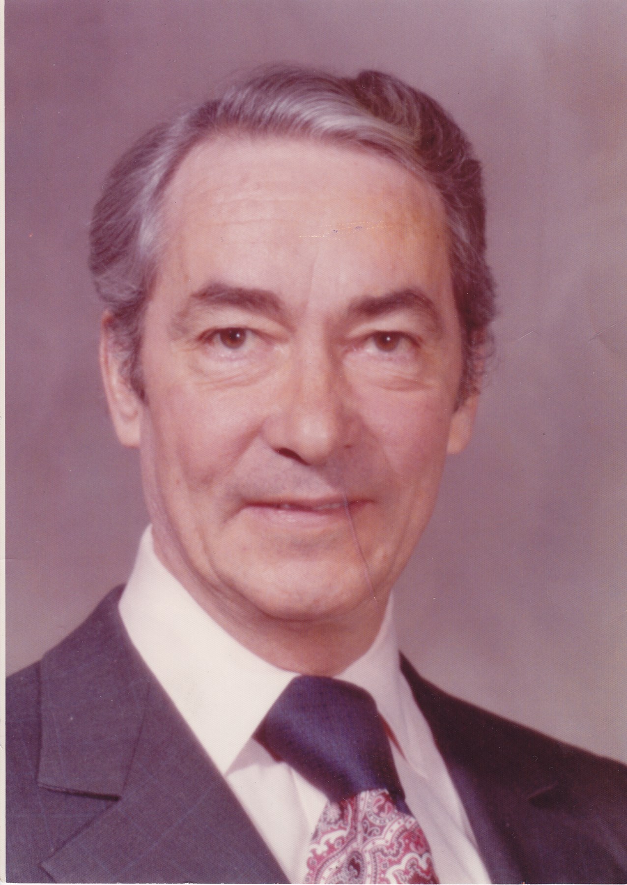 Obituary of Robert L. Parish