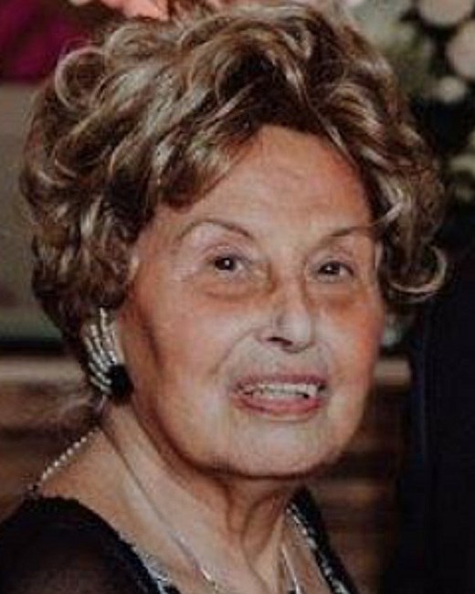 Obituary of Evelyn P DeRosa