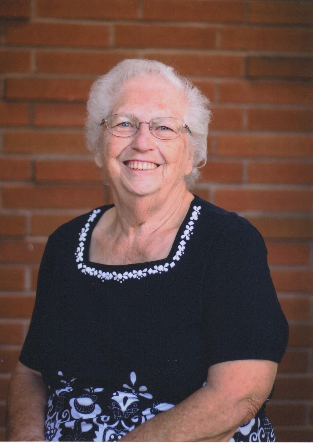 Obituary of Doris Jeanette Shields