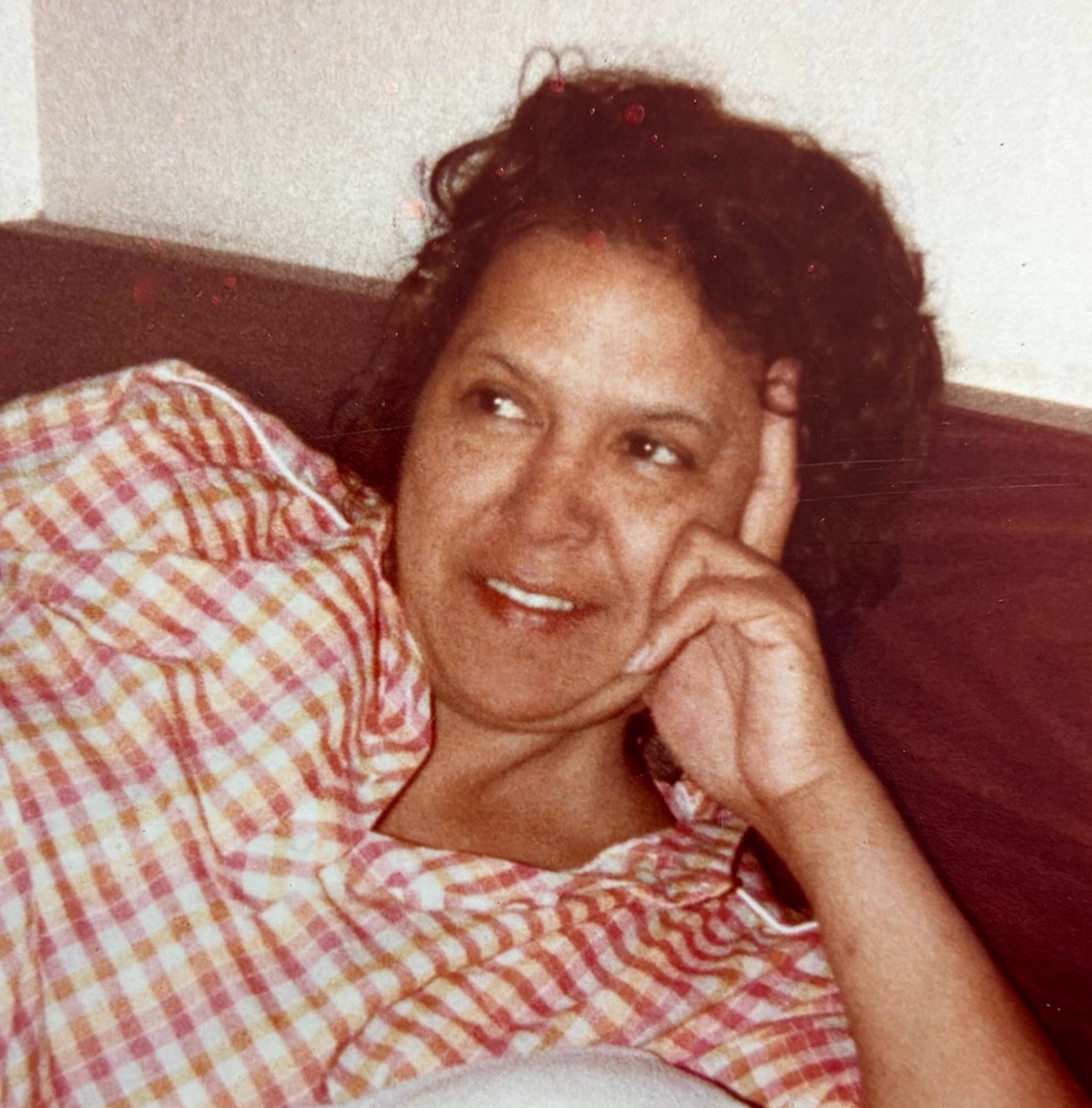 Obituary of Lola C. Ariaz