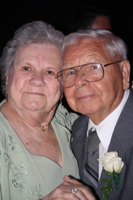 Obituary of Jane and Earl Harbert