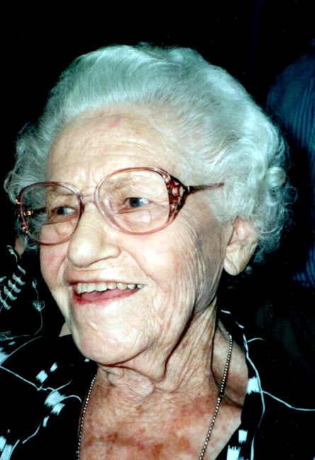 Obituary of Lillian Marie Levis