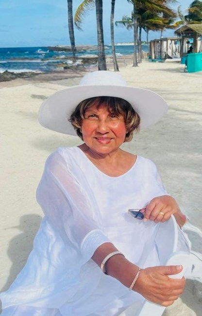 Obituary of Esther Correa