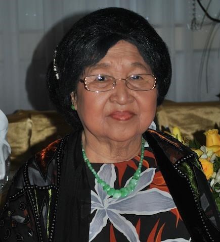 Obituary of Nhan Thi Le