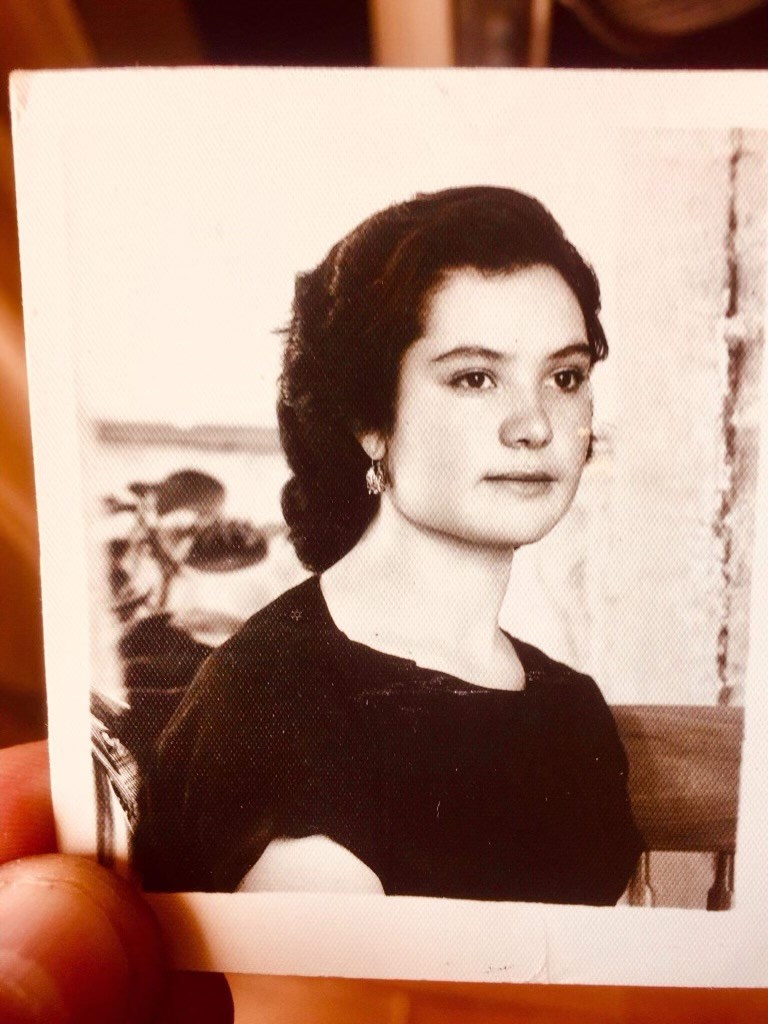 Obituary of Rosario Gomez