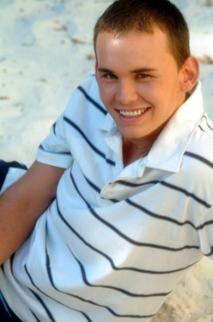 Obituary of Devan Rewis