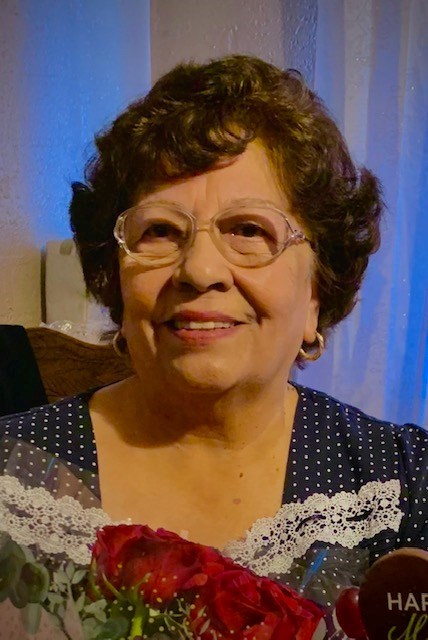 Obituary of Lupe Traslaviña Valdez