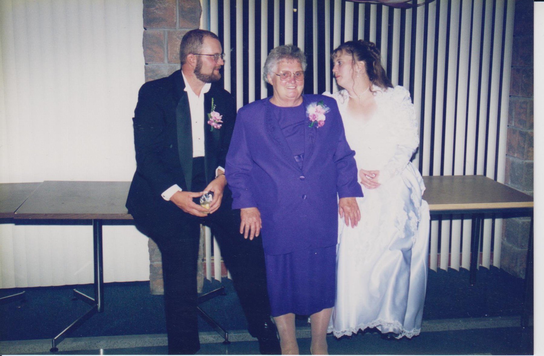 Obituary of Lois Henrietta Helmer