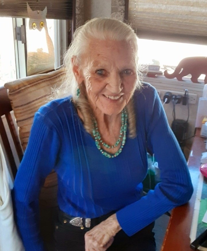 Obituary of Mrs Athena "Thenie" May (Crume) Sharum