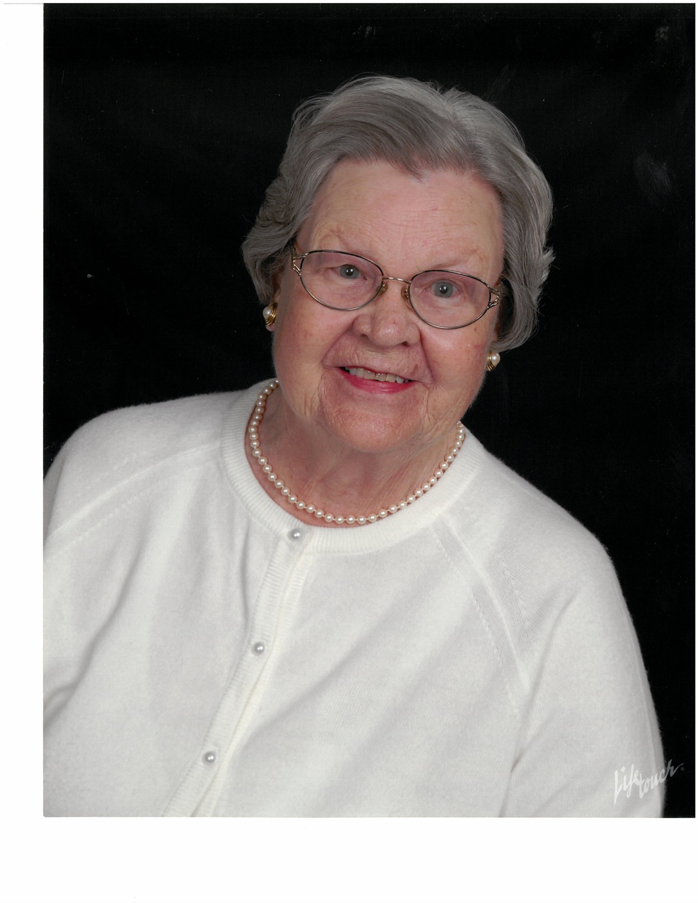 Obituary of Betsey H. Hewitt