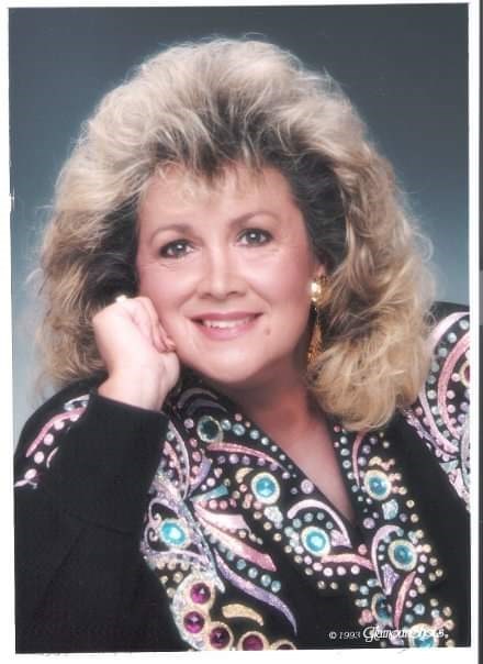 Obituary of Carolyn "Sue" Carstens-Spry