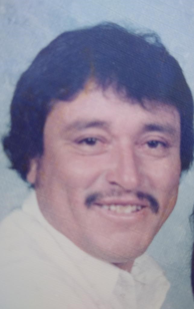 Avis de décès de Efrain M. "Cain" Chavez