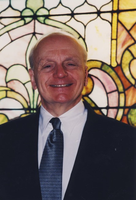 Obituary of Lawrence E. Hall