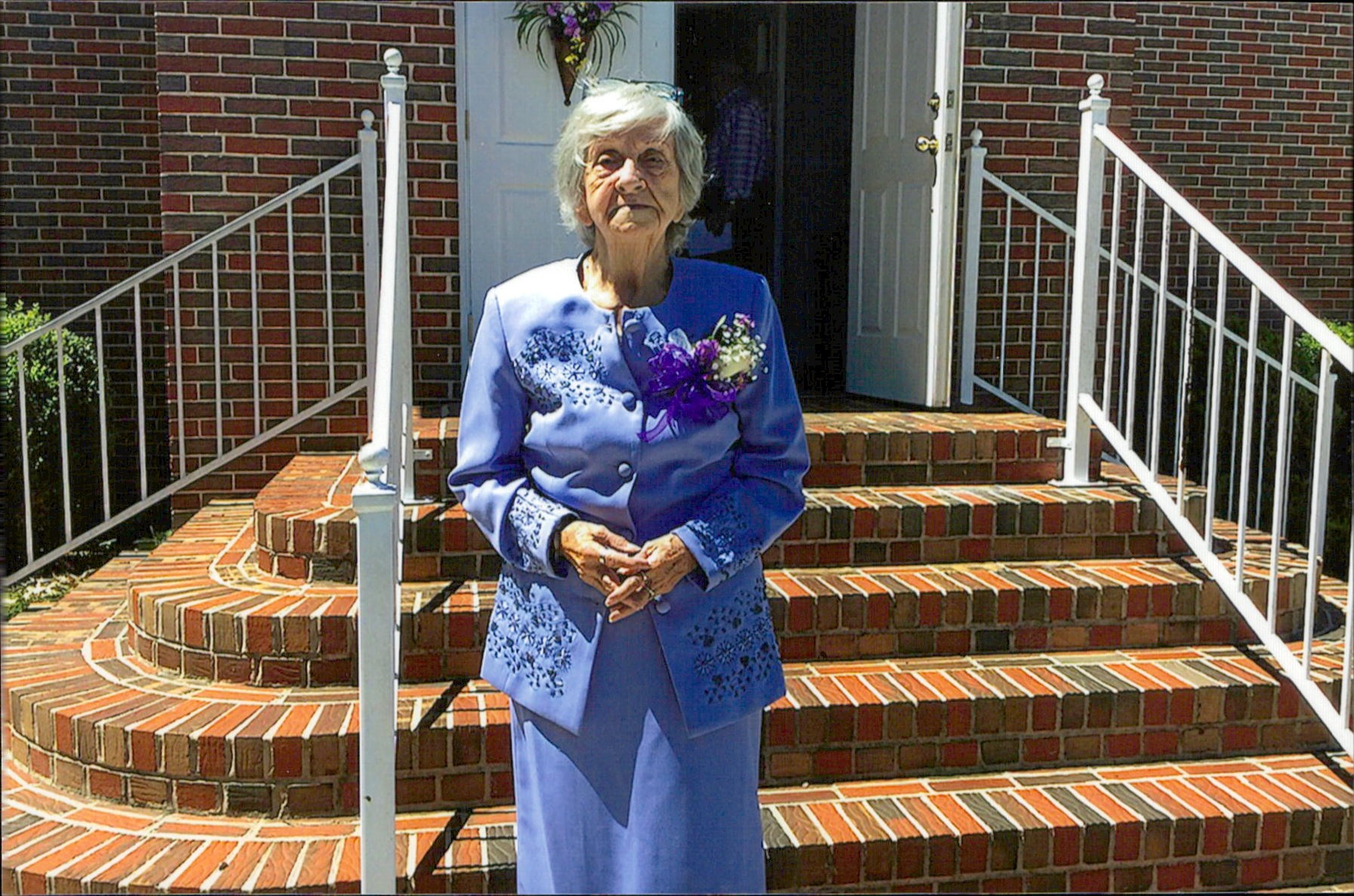 Obituario de Barbara Roe