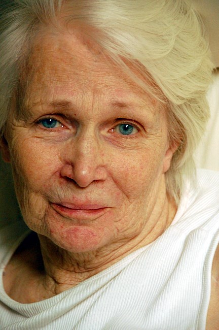 Obituary of Jean S Strauss