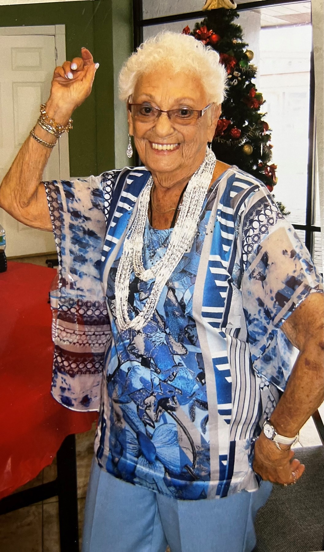 Obituary of Charlotte Hanoka