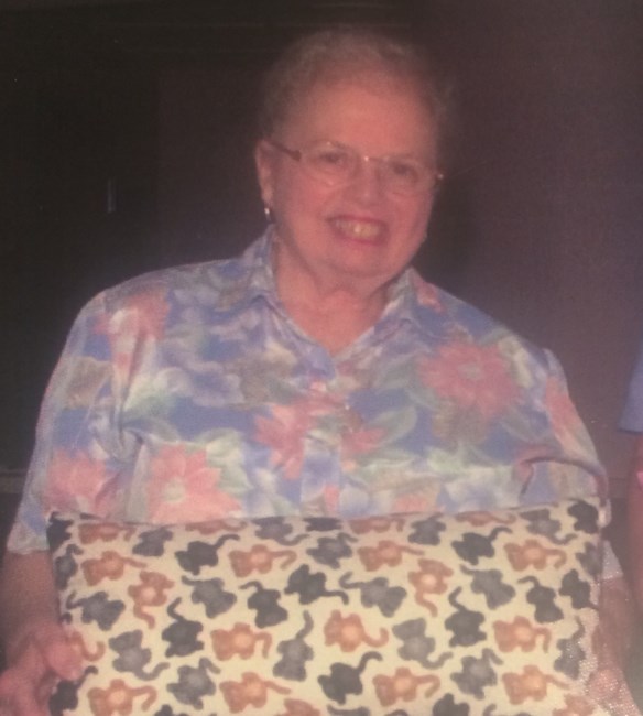 Obituary of Lenore V. Hash