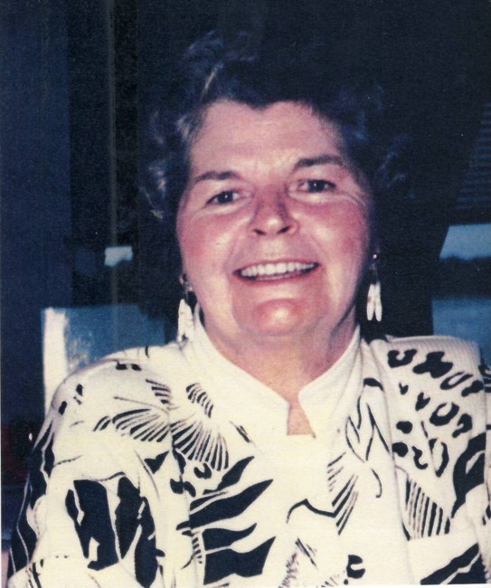 Obituario de Mrs. Jean Doris Elliott