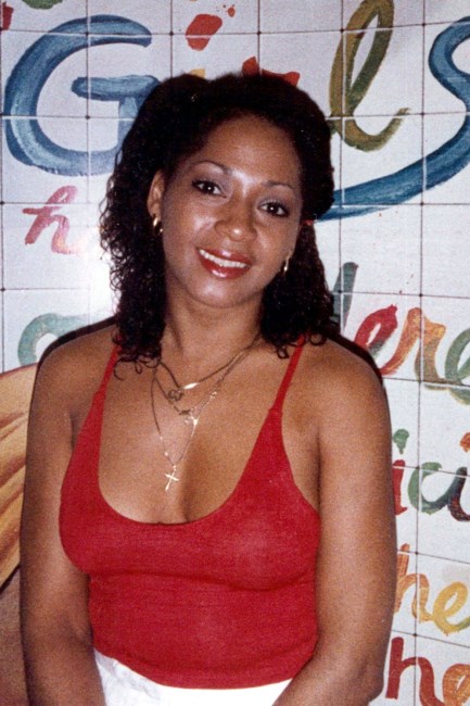 Obituary of Carolyn Aida James