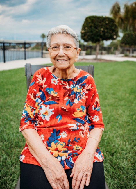 Obituary of Lourdes Ponce Deleon Lapena