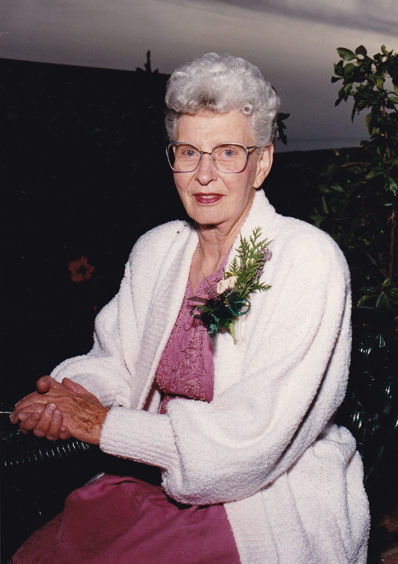 Obituary of Gladys Gwendolyn Young
