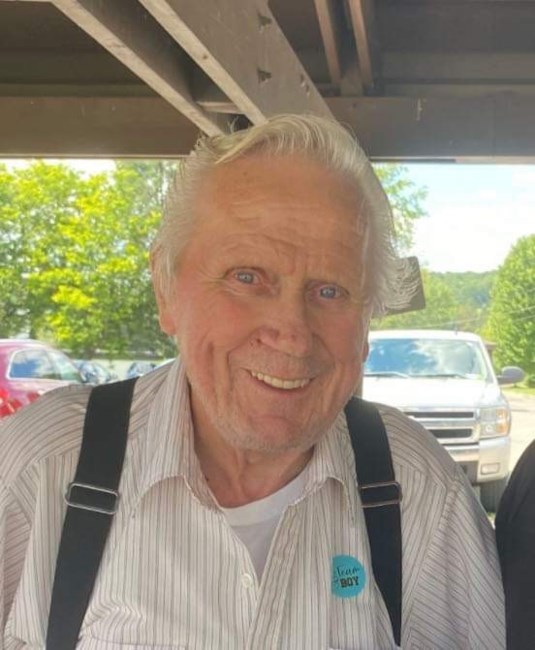 Obituary of Lawrence E. Slater