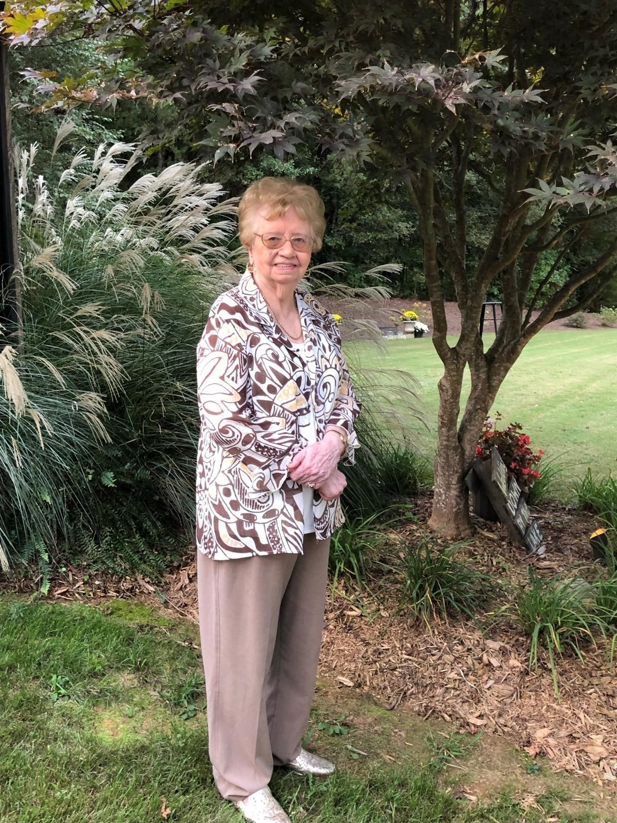 Obituary of Nancy Woody Dean