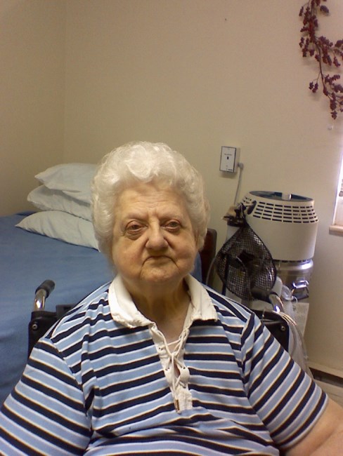 Obituary of Evelyn Fleck