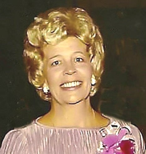 Obituary of Alyce Lee Villa