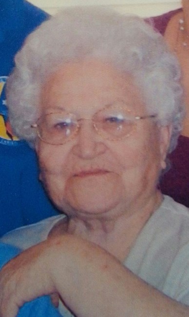 Obituary of Minerva D. Quezada