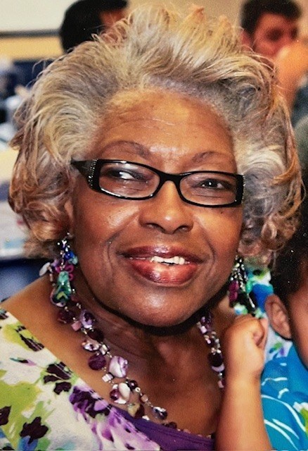 Obituary of Ms. Willie Dauniece Knoles