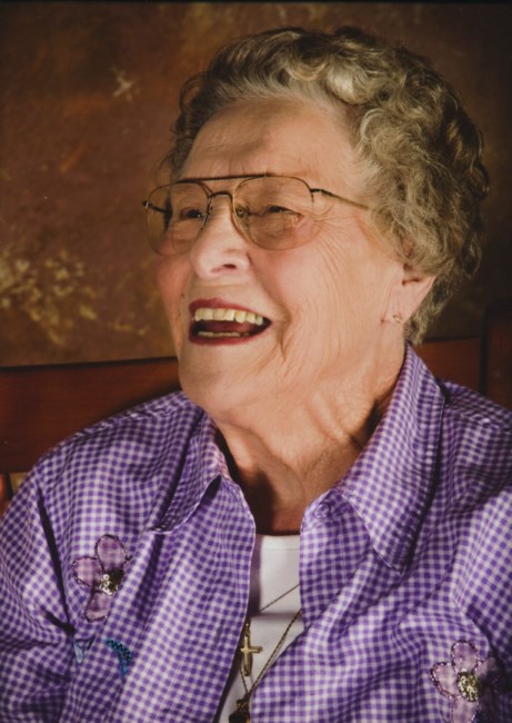 Obituary of Mabel J Oakes