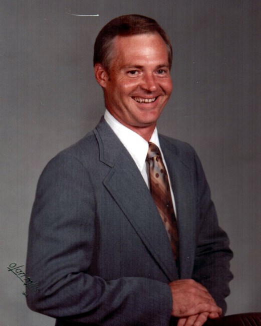 Obituary of Robert L. Free