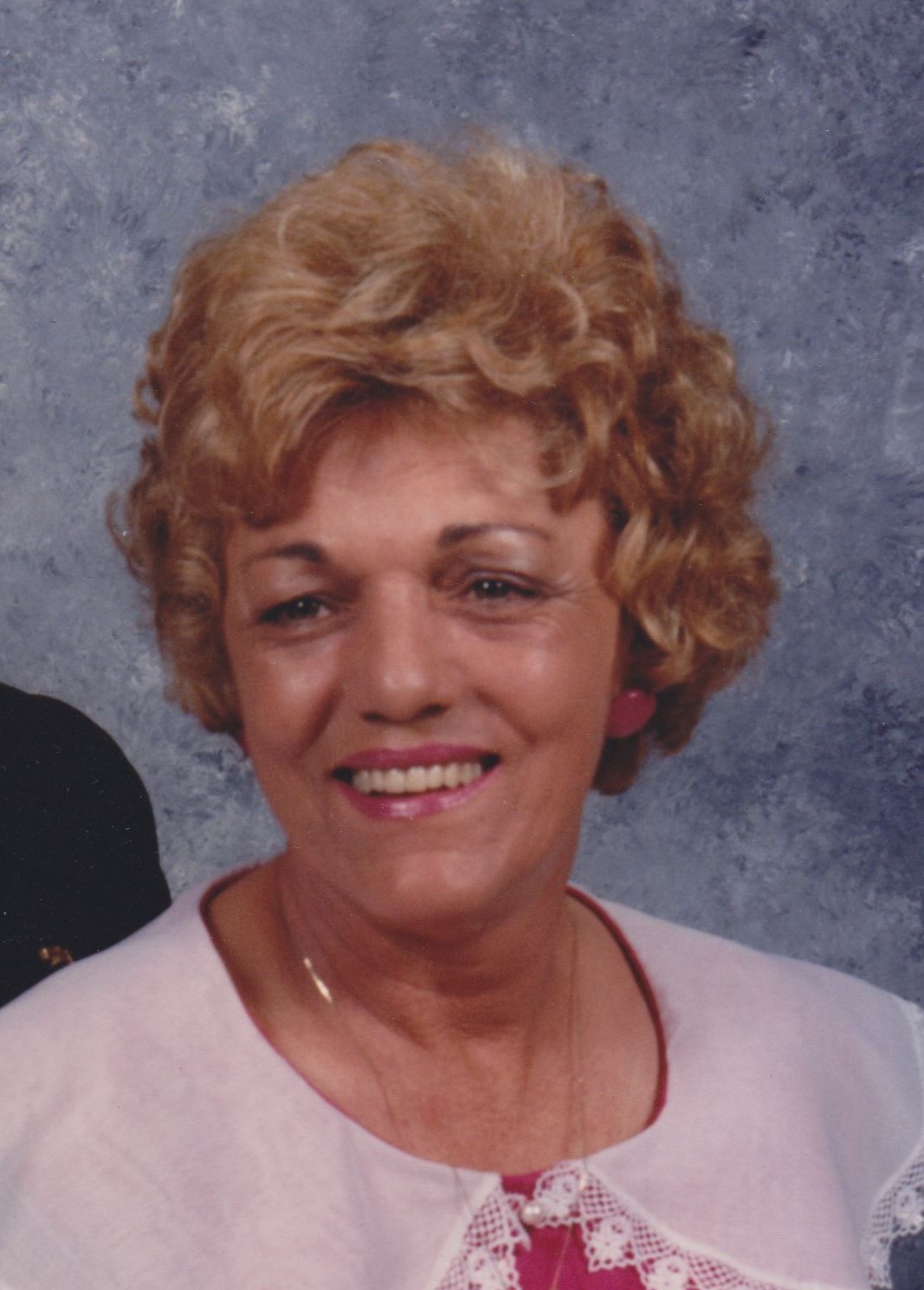 Obituary of Edith Carolyn Lausterer