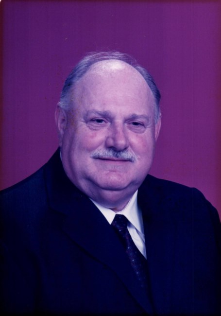 Obituary of Lowell Rudolph Naef